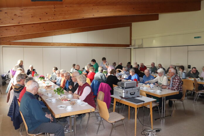 20251113-L0090002-Seniorentreff Lardenbach KE